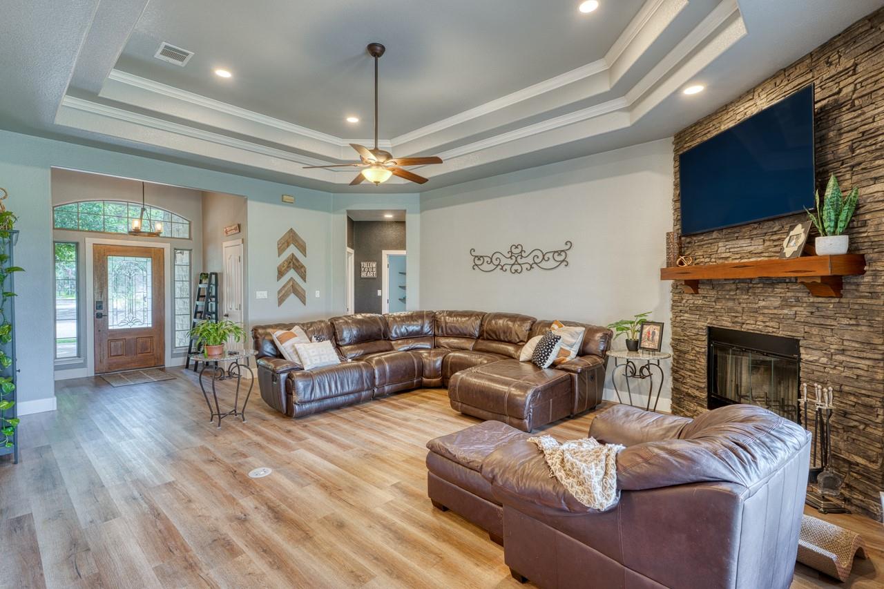 290 Turkey Run, Meadowlakes, TX 78654