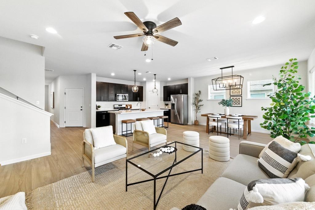 8117 Bestride Bnd, Austin, TX 78744