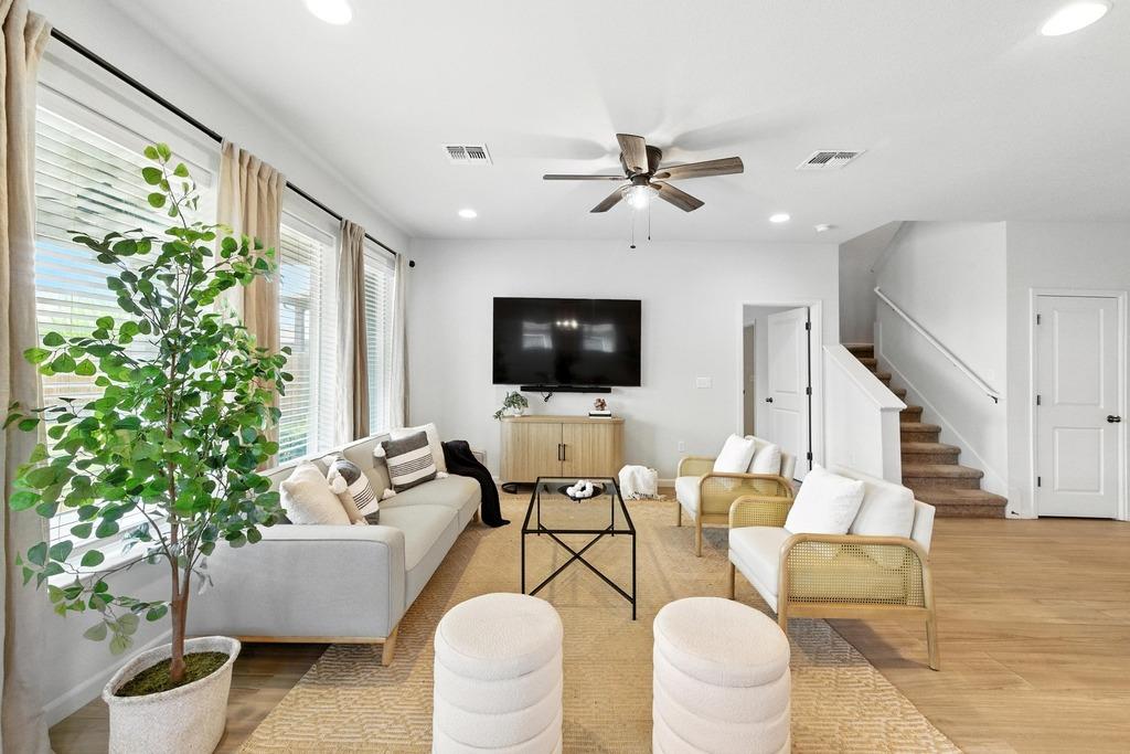 8117 Bestride Bnd, Austin, TX 78744