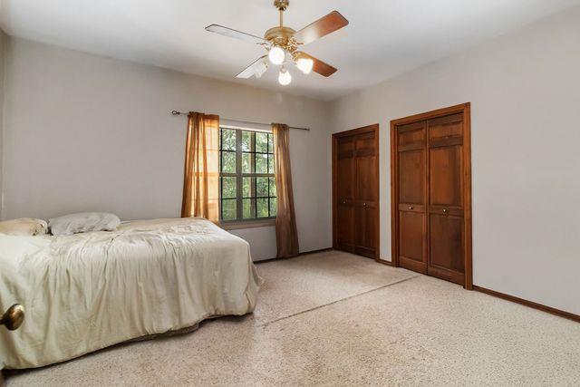 214 Laura Ln, Bastrop, TX 78602