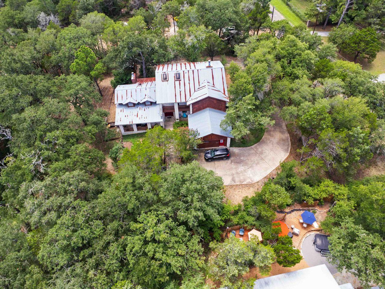 214 Laura Ln, Bastrop, TX 78602