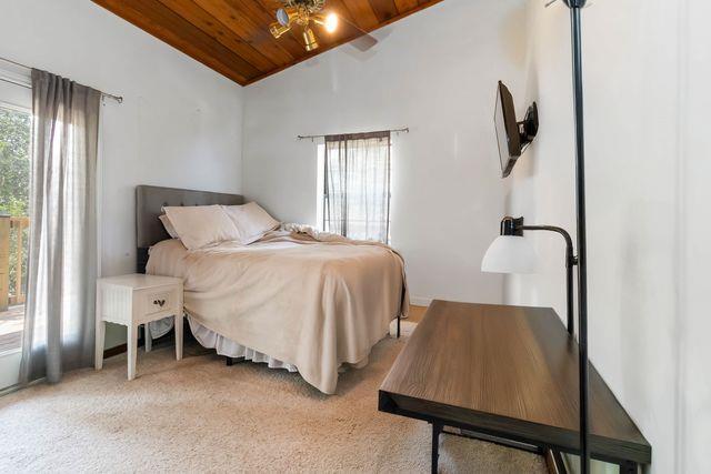 214 Laura Ln, Bastrop, TX 78602