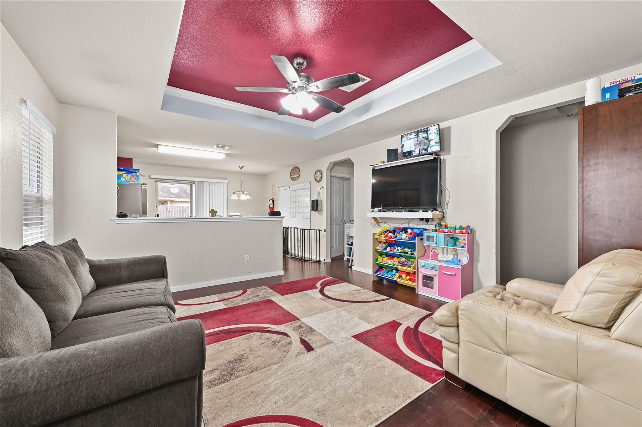 137 Hillhouse Ln, Manchaca, TX 78652