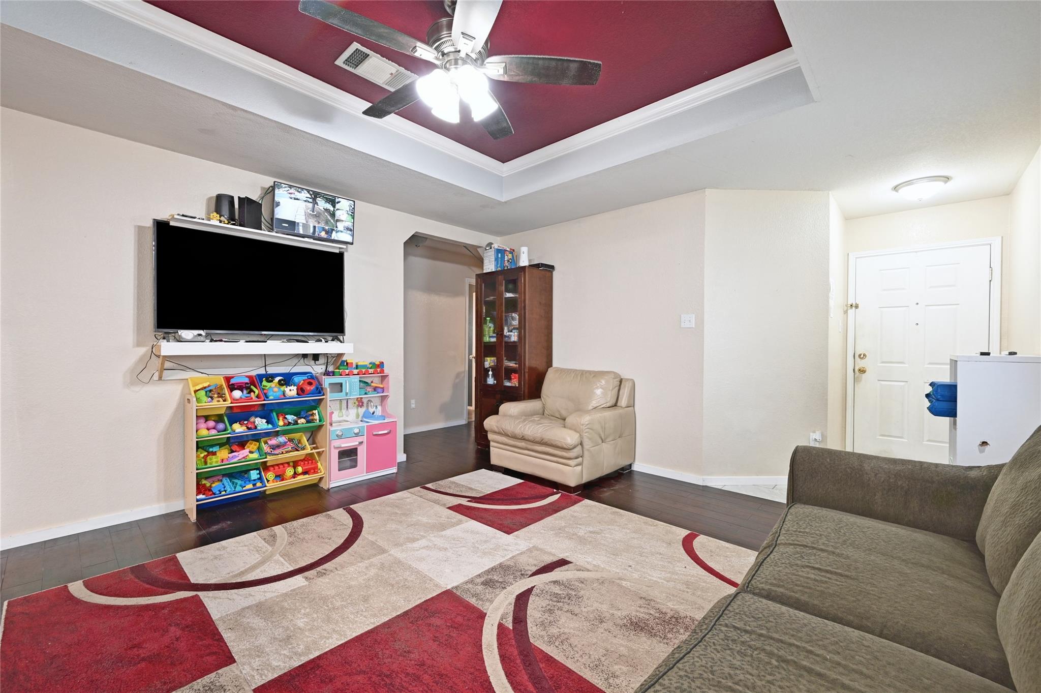 137 Hillhouse Ln, Manchaca, TX 78652