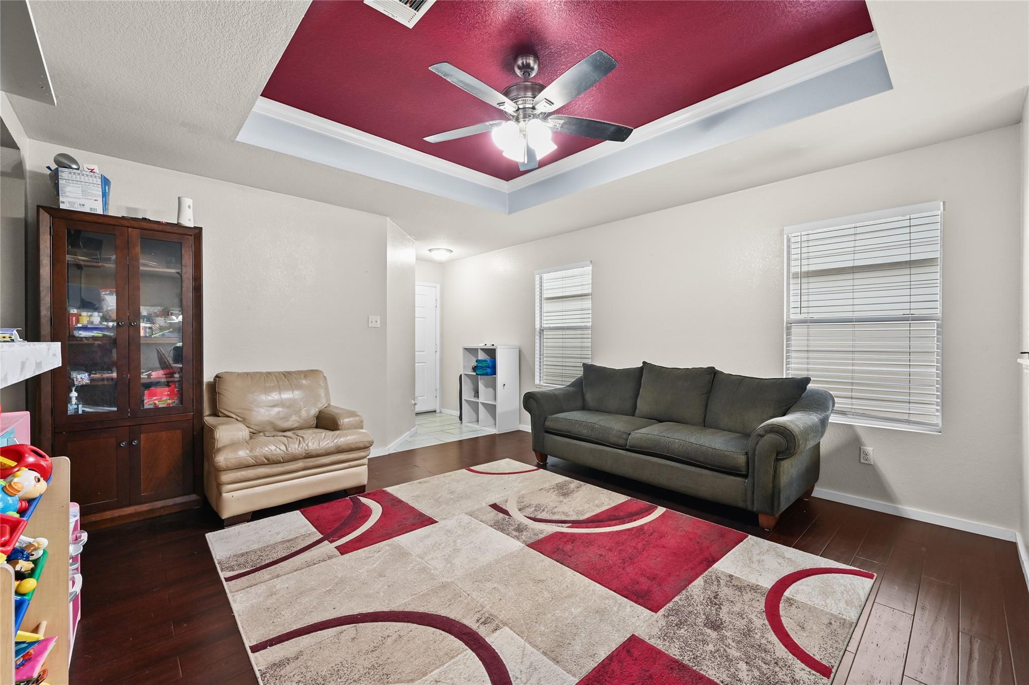 137 Hillhouse Ln, Manchaca, TX 78652