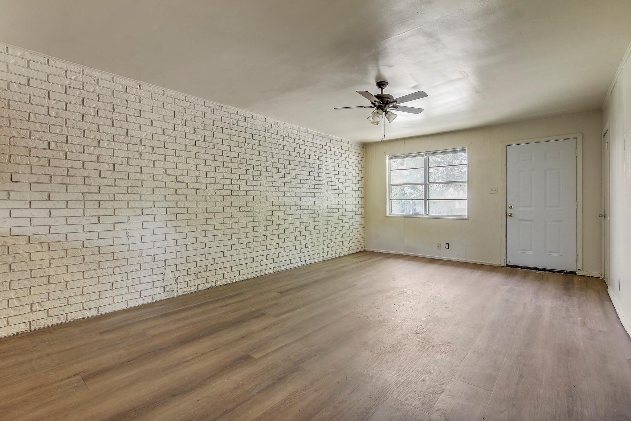 401 Branch St, Taylor, TX 76574