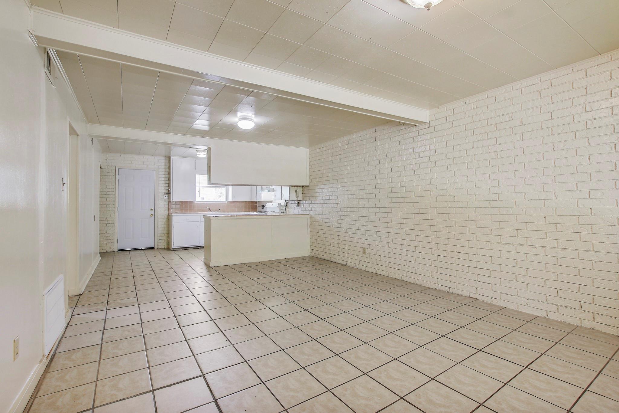 401 Branch St, Taylor, TX 76574