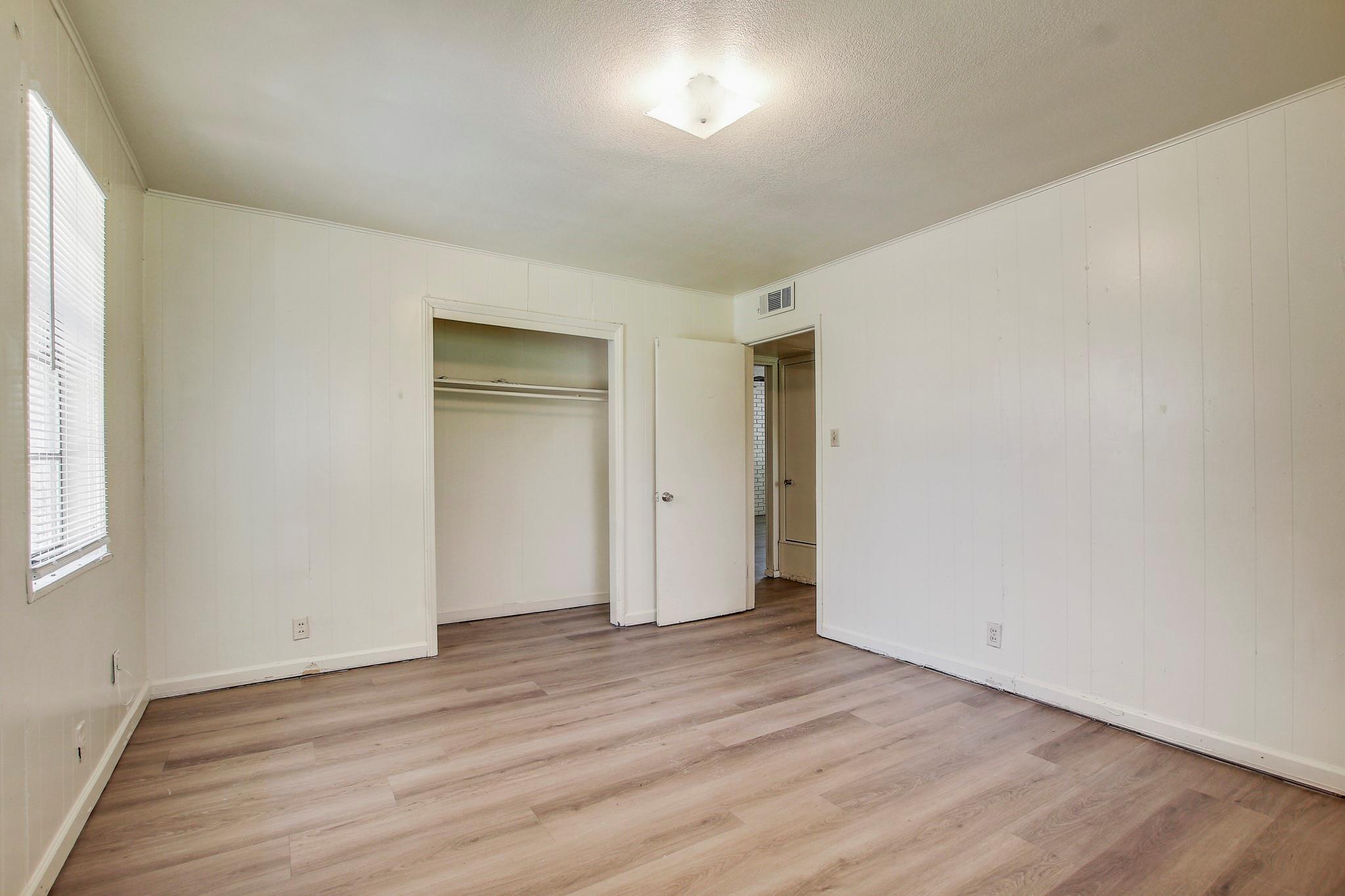 401 Branch St, Taylor, TX 76574