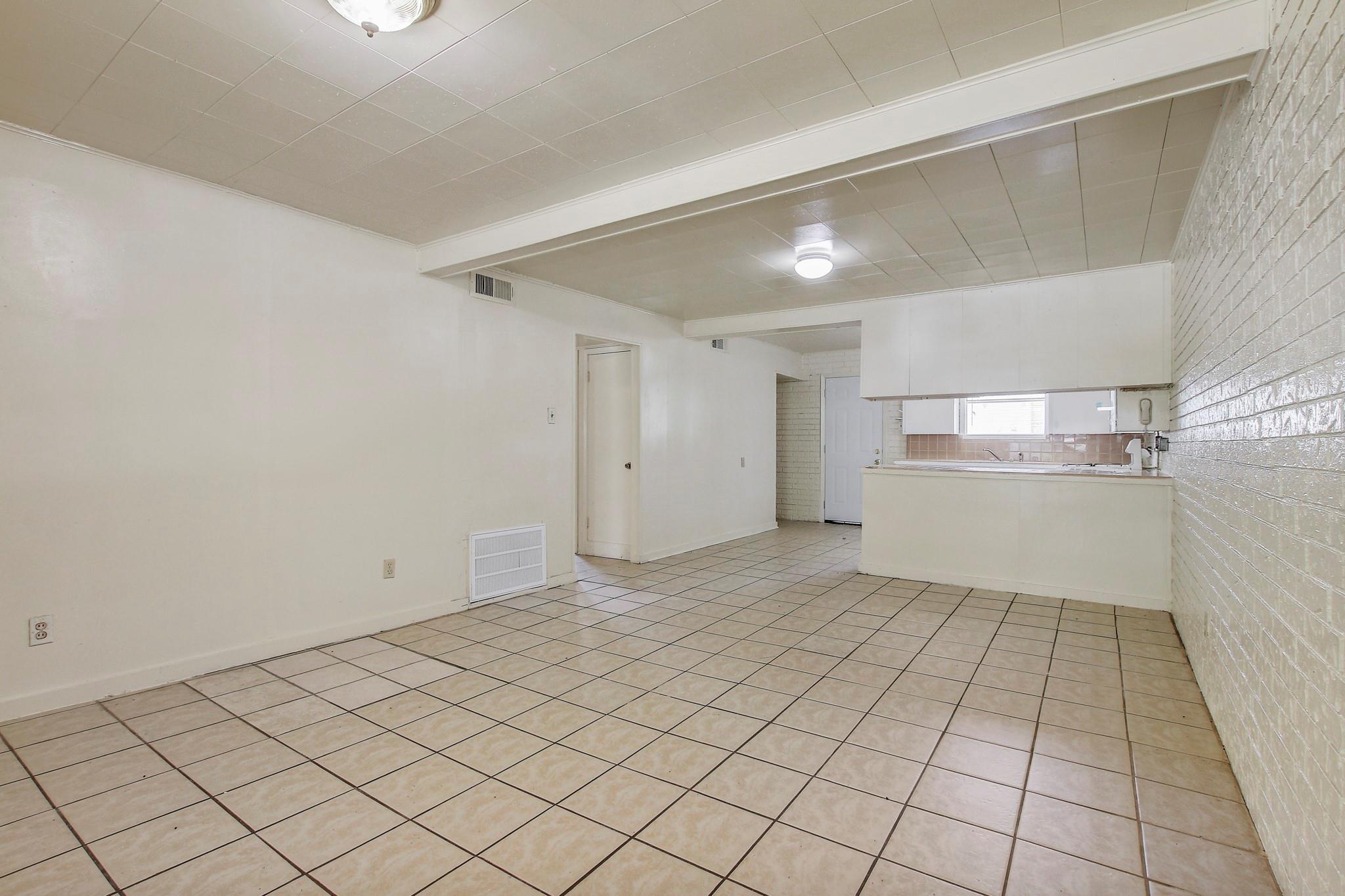 401 Branch St, Taylor, TX 76574