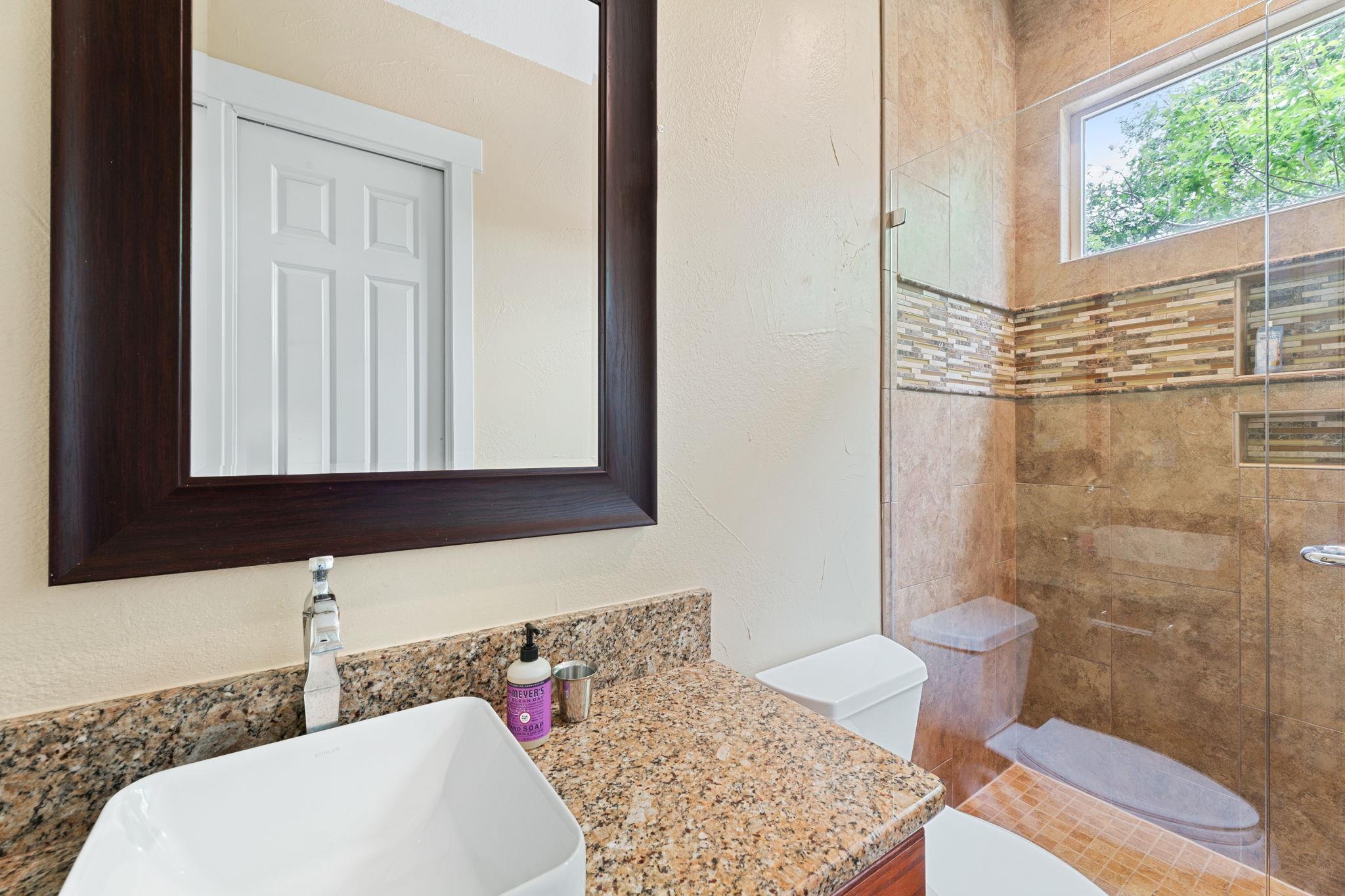 2800 Waymaker Way # 63, Austin, TX 78746