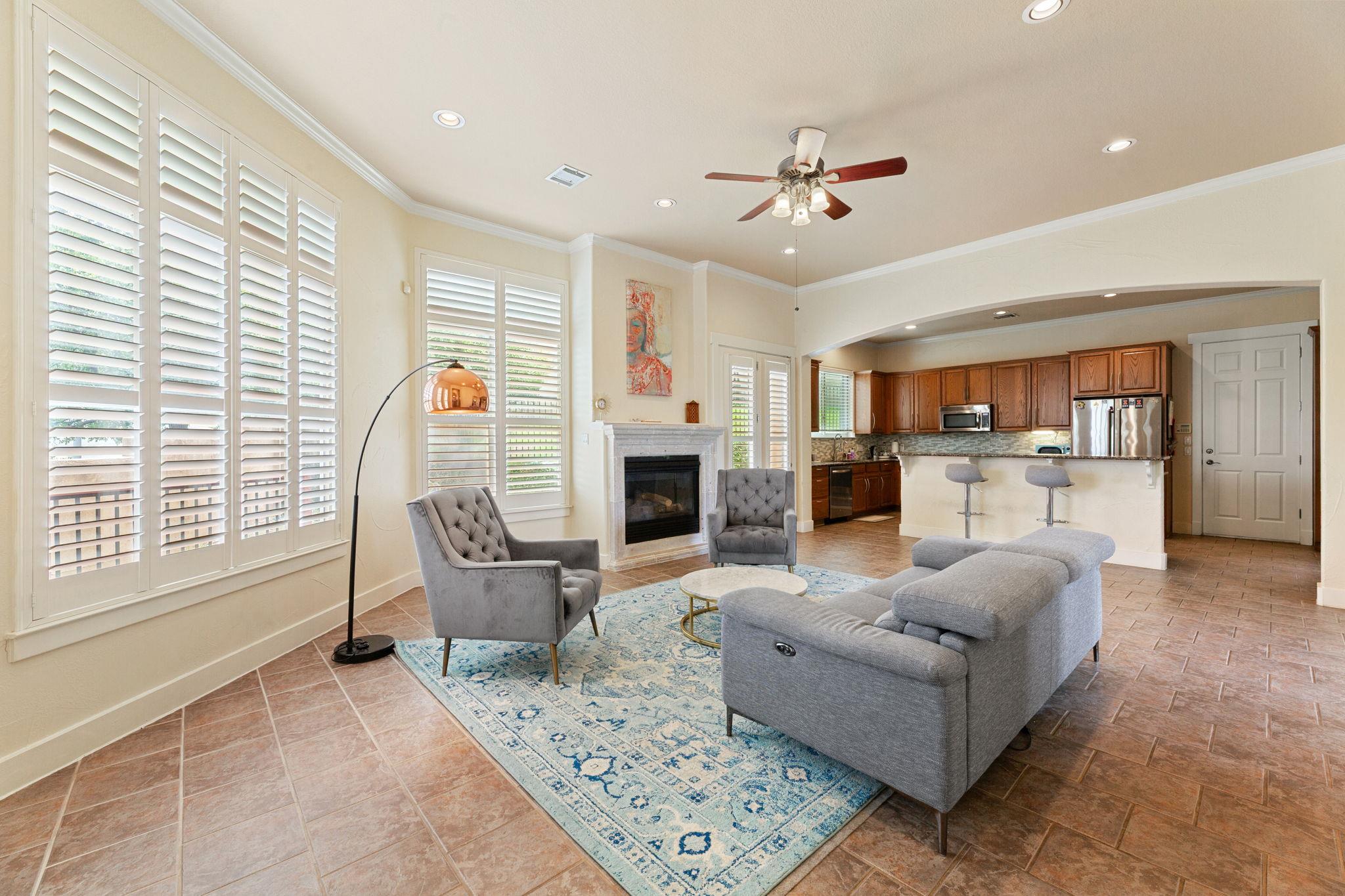 2800 Waymaker Way # 63, Austin, TX 78746