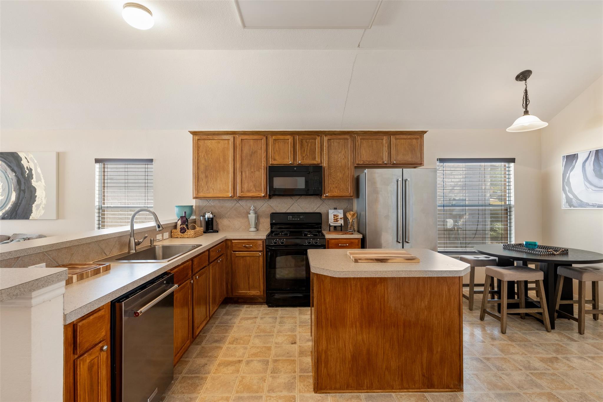 221 Stone Crest Blvd, Buda, TX 78610