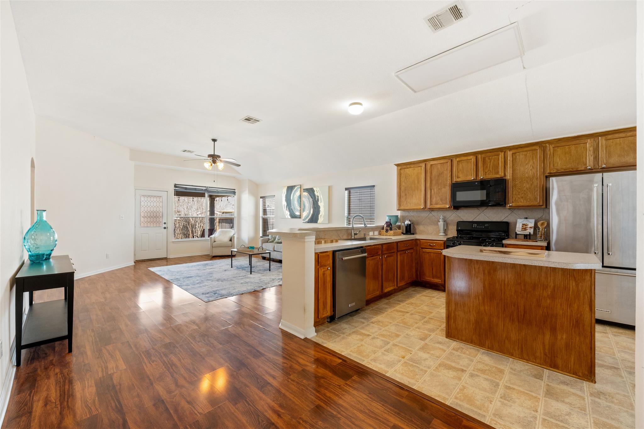 221 Stone Crest Blvd, Buda, TX 78610