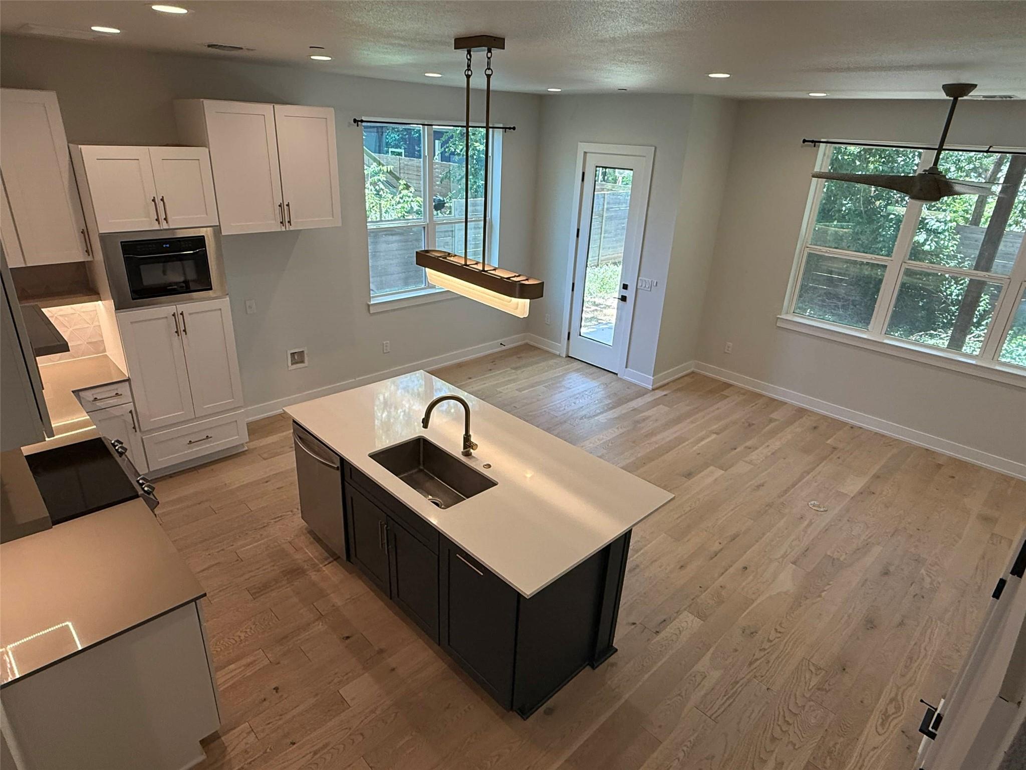 3509 Oak Springs Dr # A, Austin, TX 78721