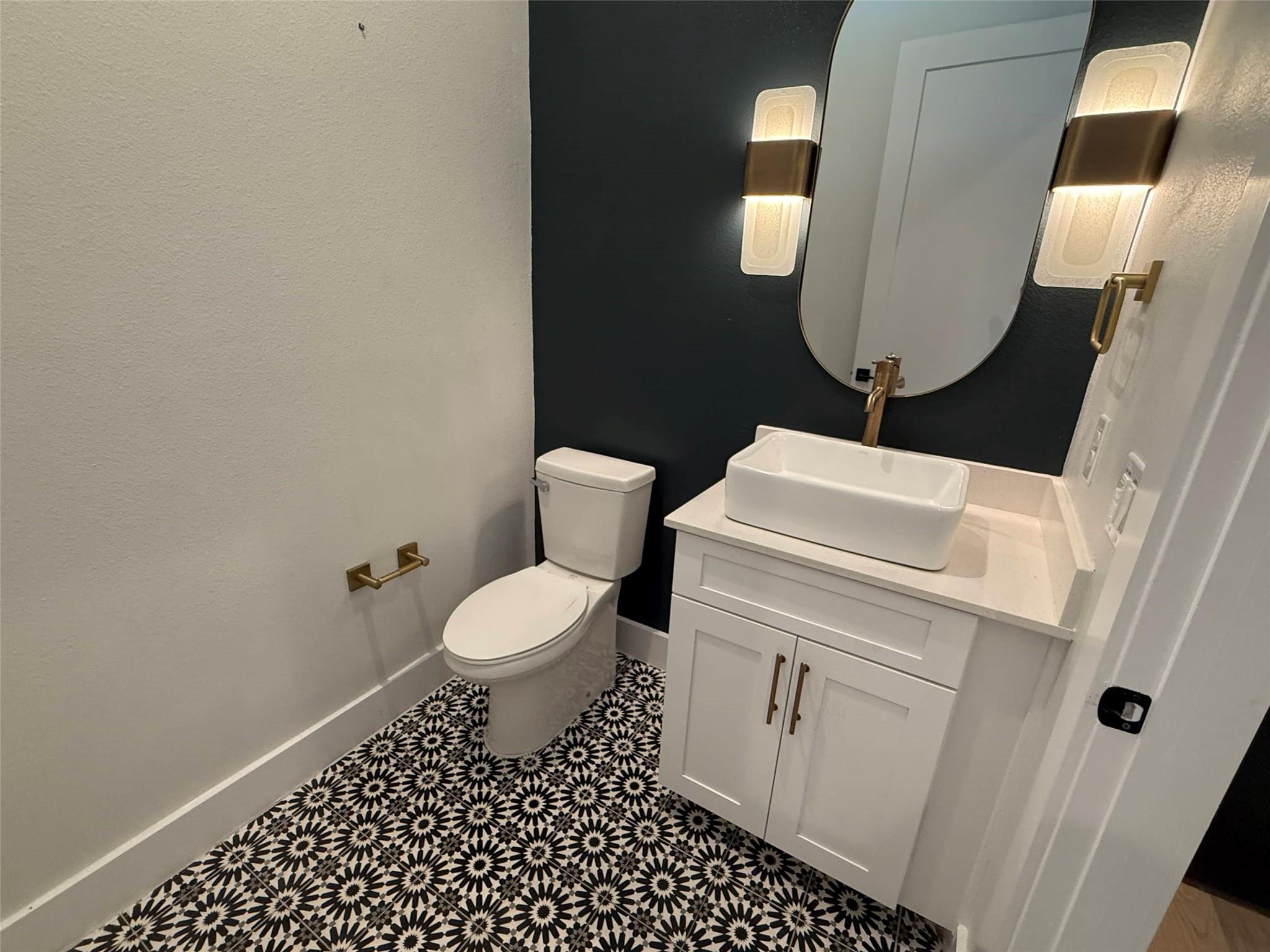 3509 Oak Springs Dr # A, Austin, TX 78721