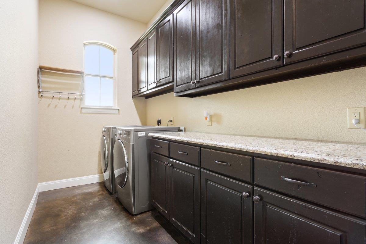 320 Ridge View Dr, Georgetown, TX 78628