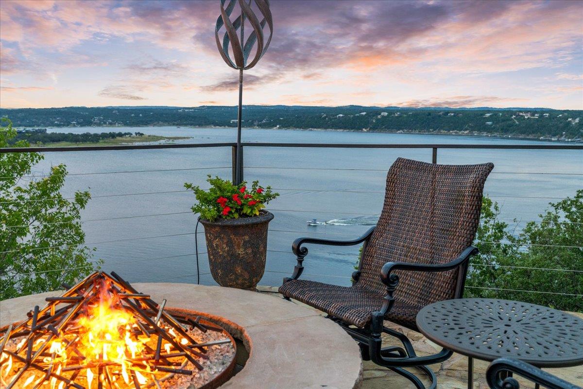 1116 Watercliffe Dr, Lago Vista, TX 78645