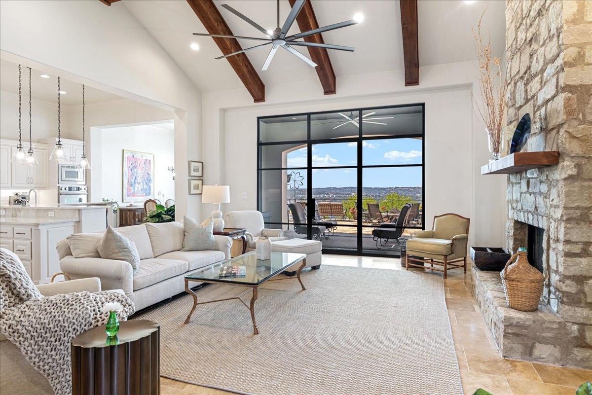 1116 Watercliffe Dr, Lago Vista, TX 78645