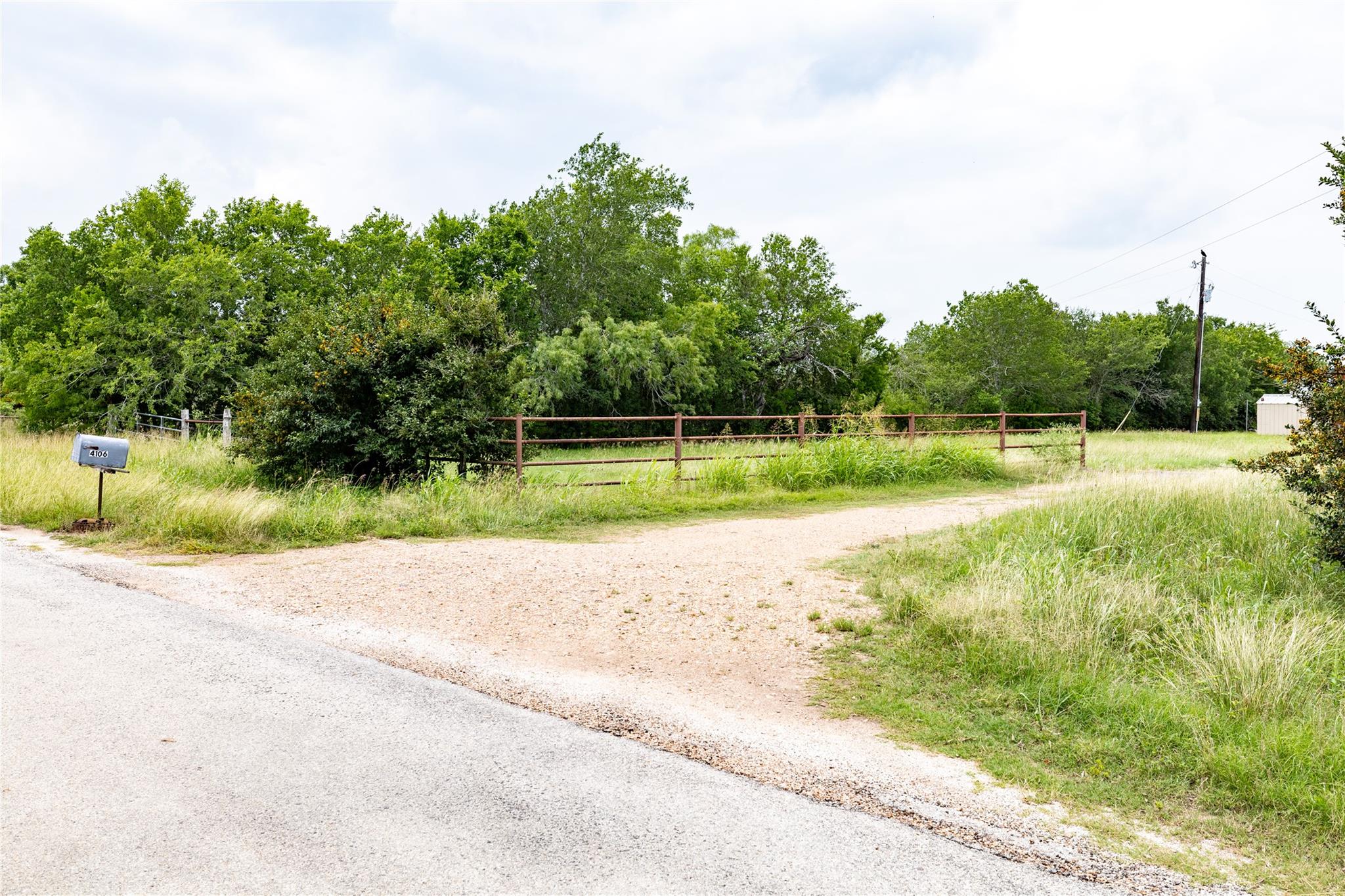 Lot 3 Concrete Edgar Rd, Cuero, TX 77954