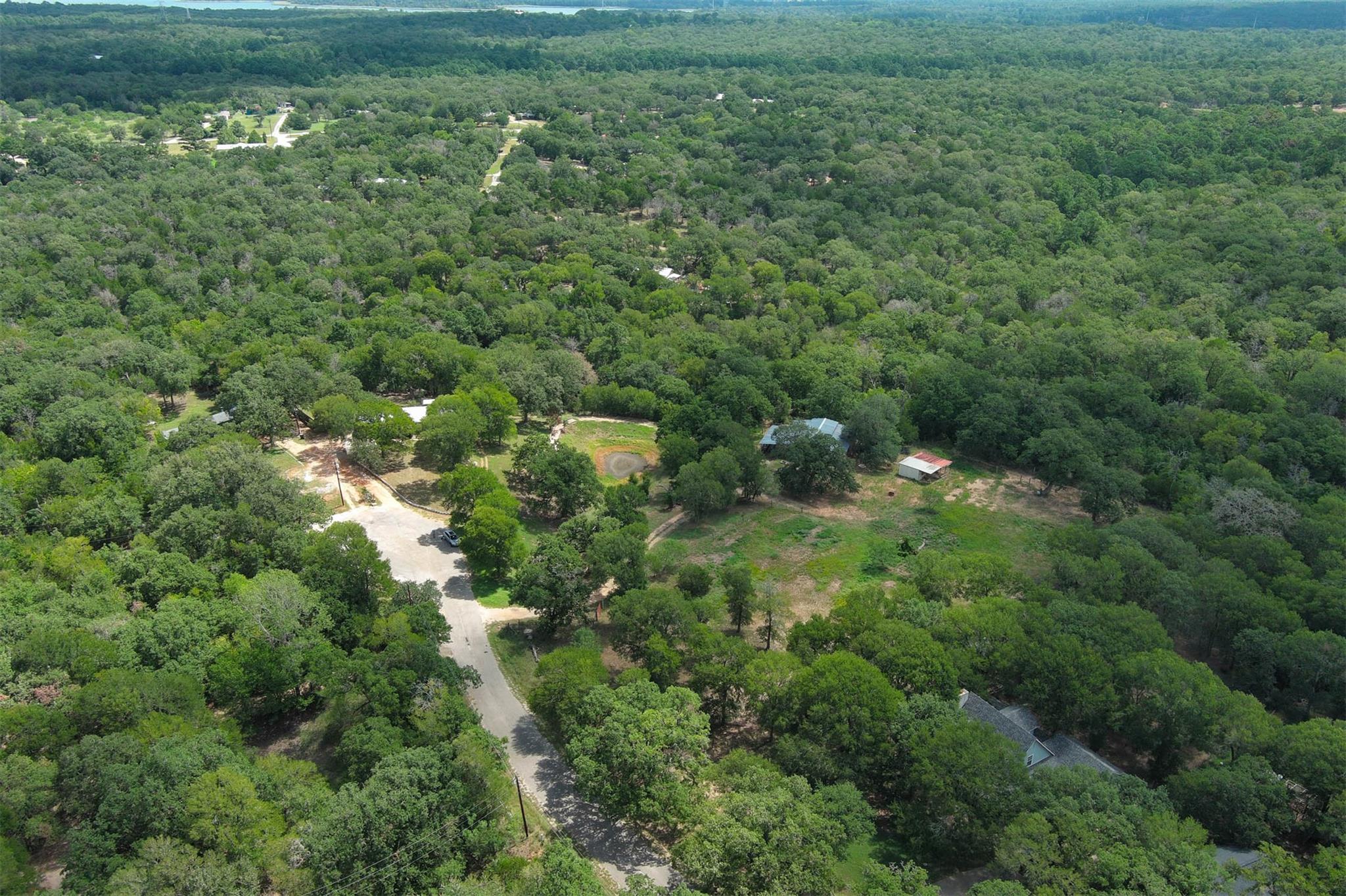 243 Piney Ridge Dr, Bastrop, TX 78602