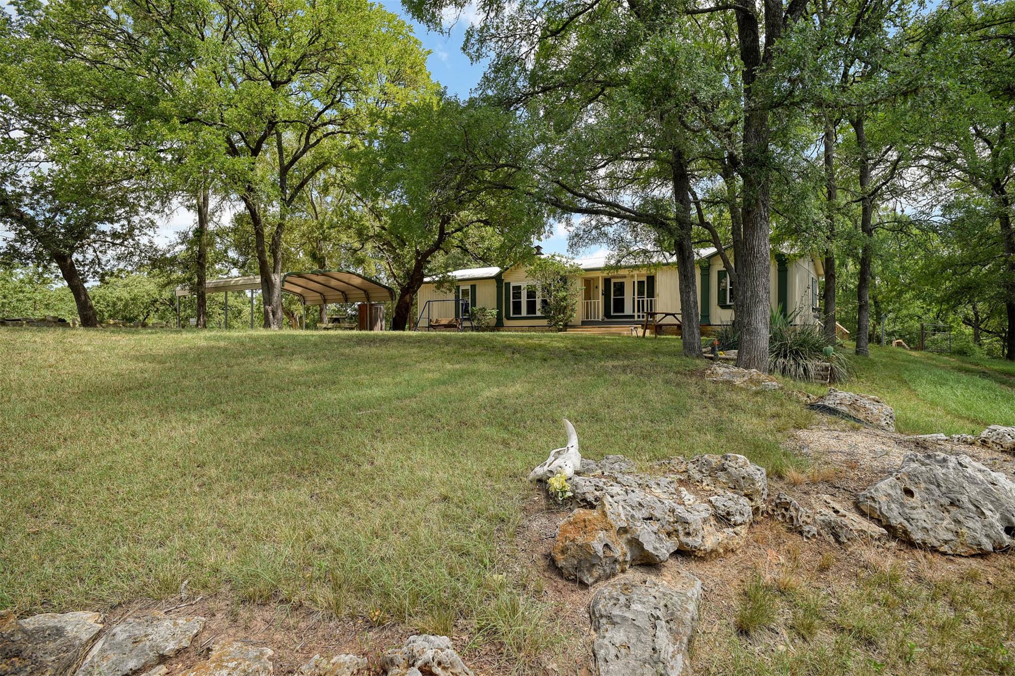 243 Piney Ridge Dr, Bastrop, TX 78602