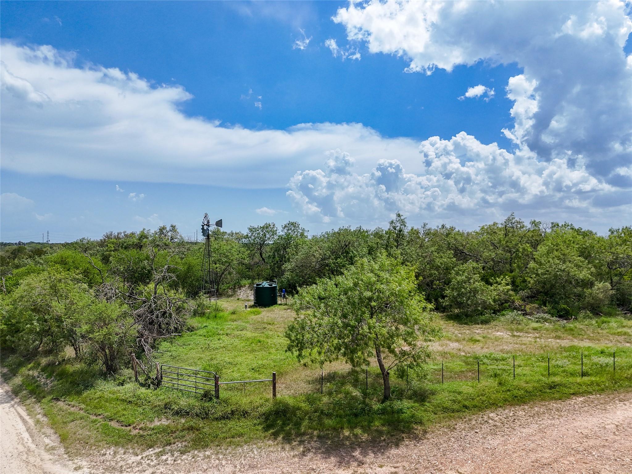 TBD County Road 211, Smiley, TX 78159
