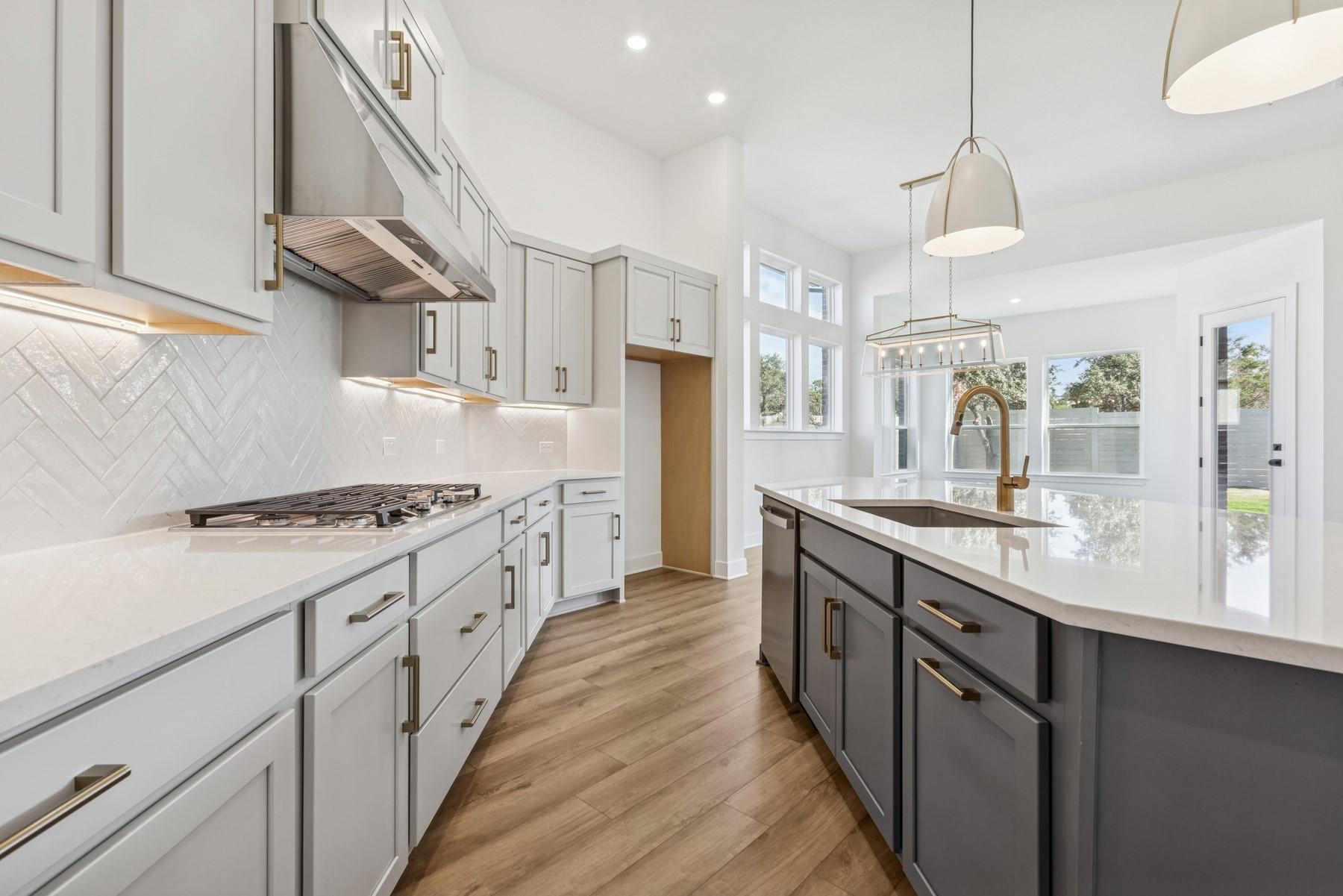 1905 Morning Mist Dr, Georgetown, TX 78628