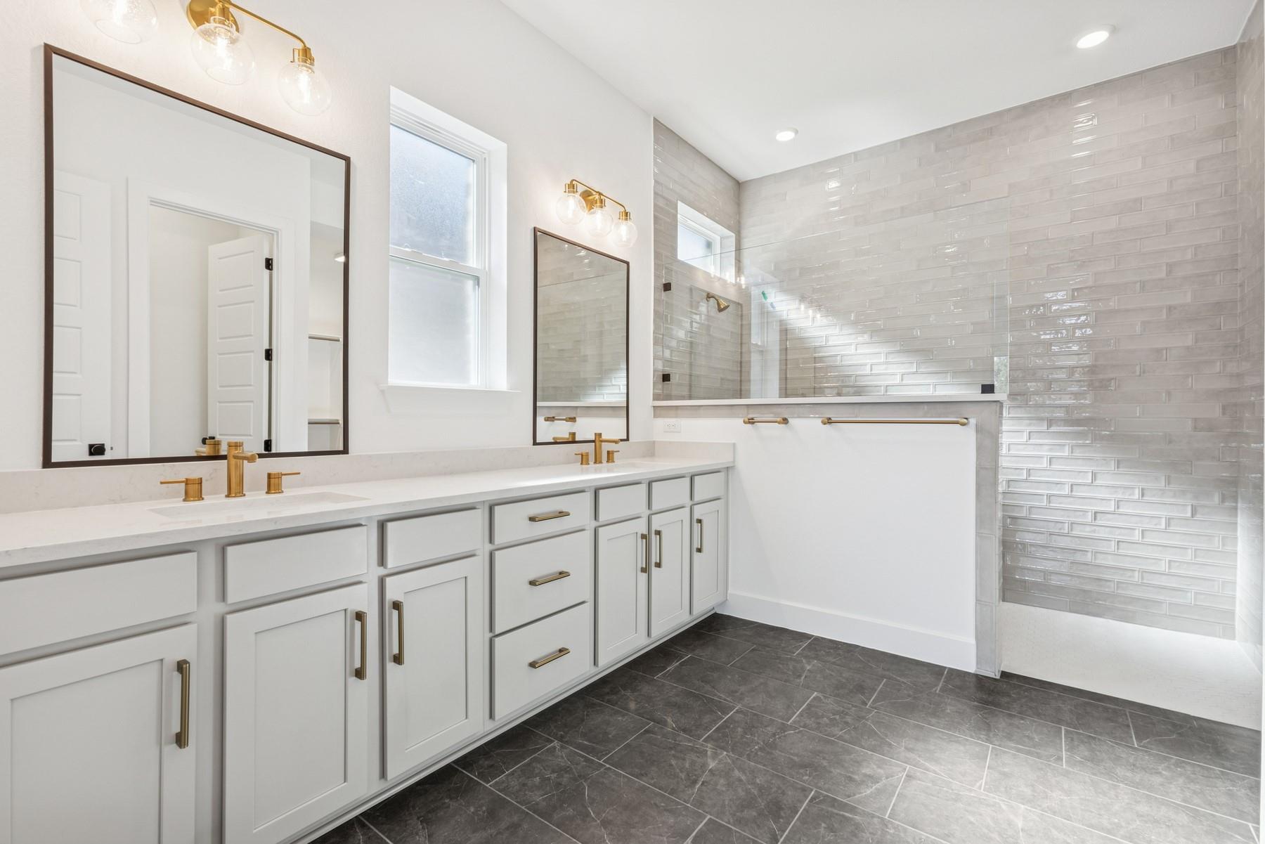 1905 Morning Mist Dr, Georgetown, TX 78628