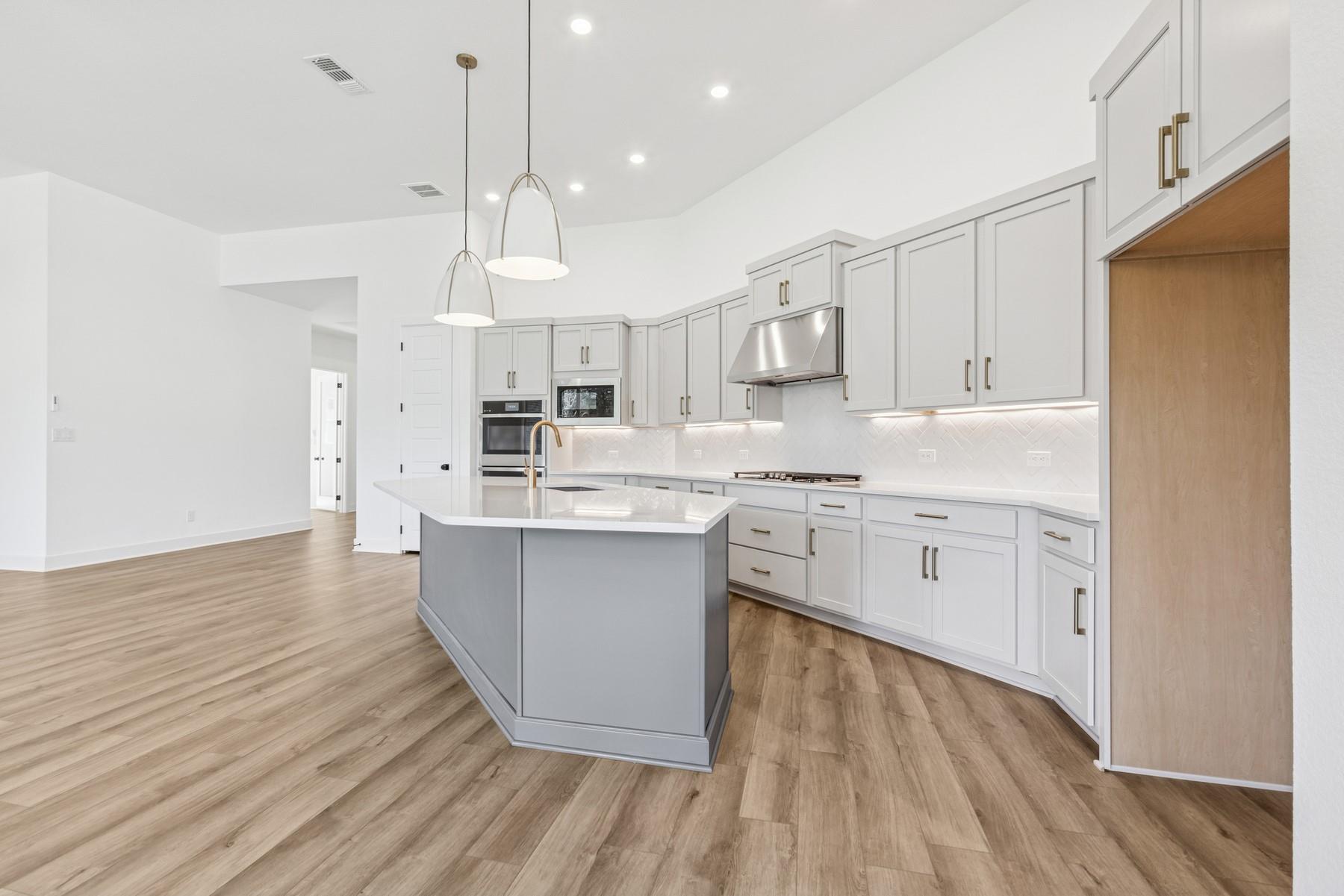 1905 Morning Mist Dr, Georgetown, TX 78628