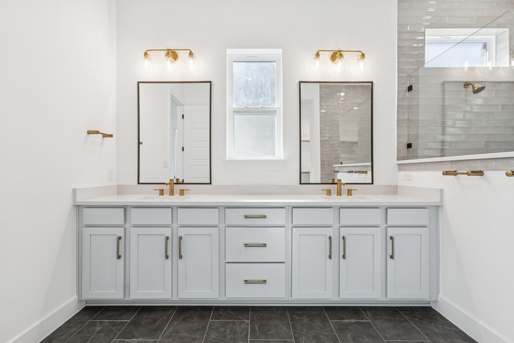 1905 Morning Mist Dr, Georgetown, TX 78628