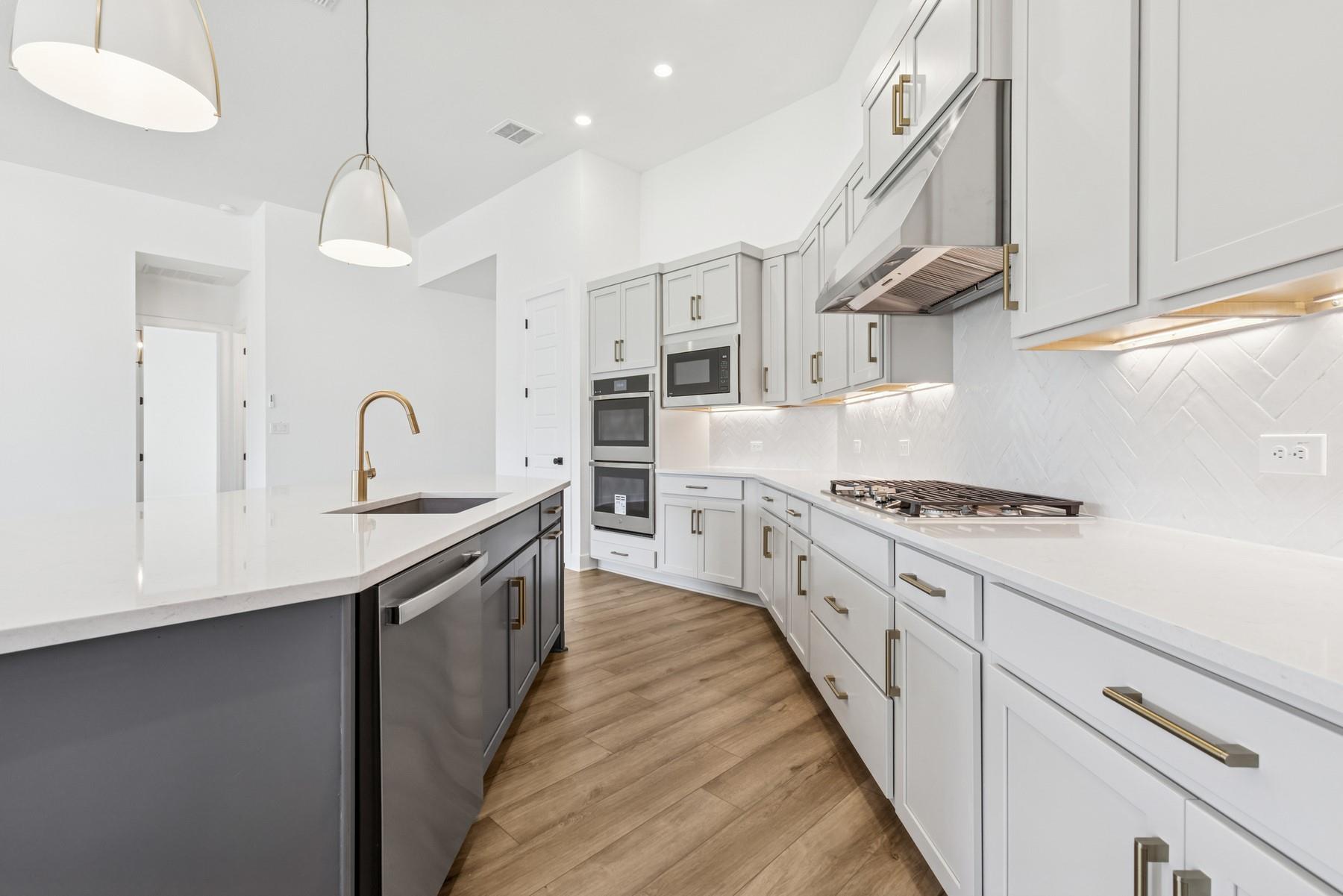 1905 Morning Mist Dr, Georgetown, TX 78628