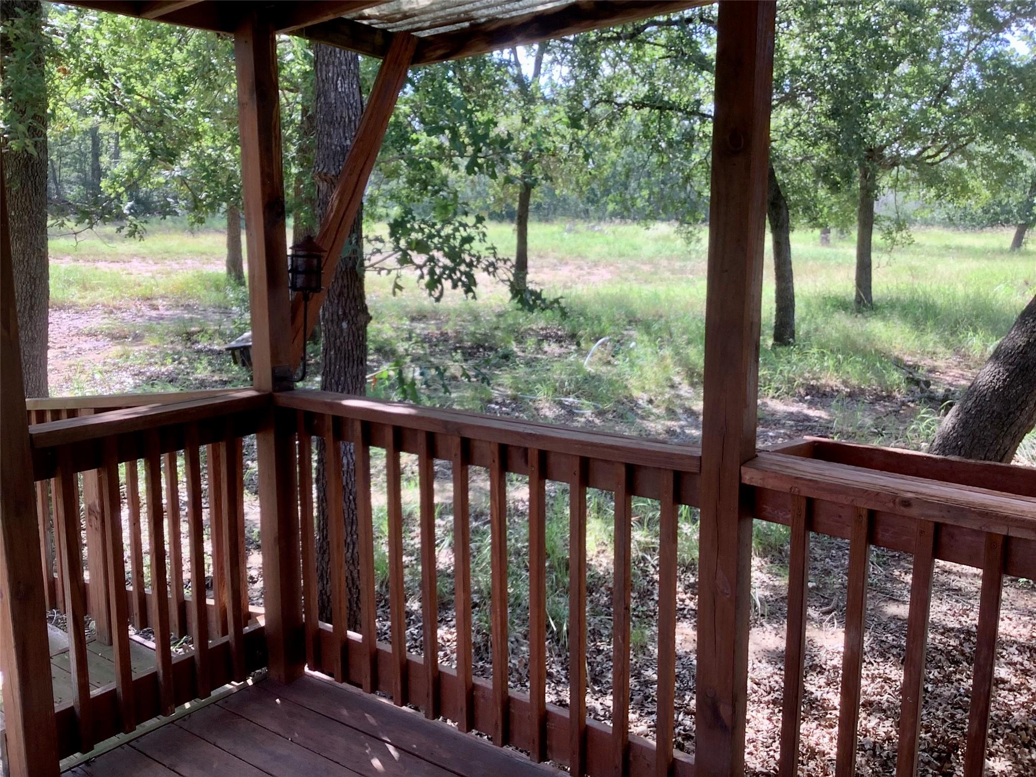 910 Antioch Rd, Paige, TX 78659