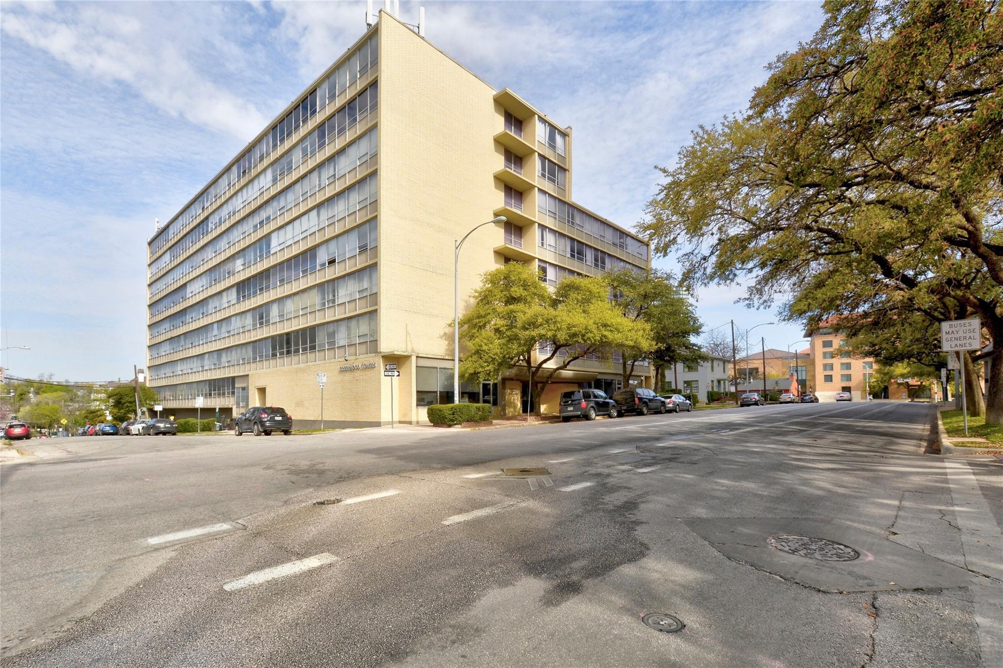 1800 Lavaca St # A-703, Austin, TX 78701