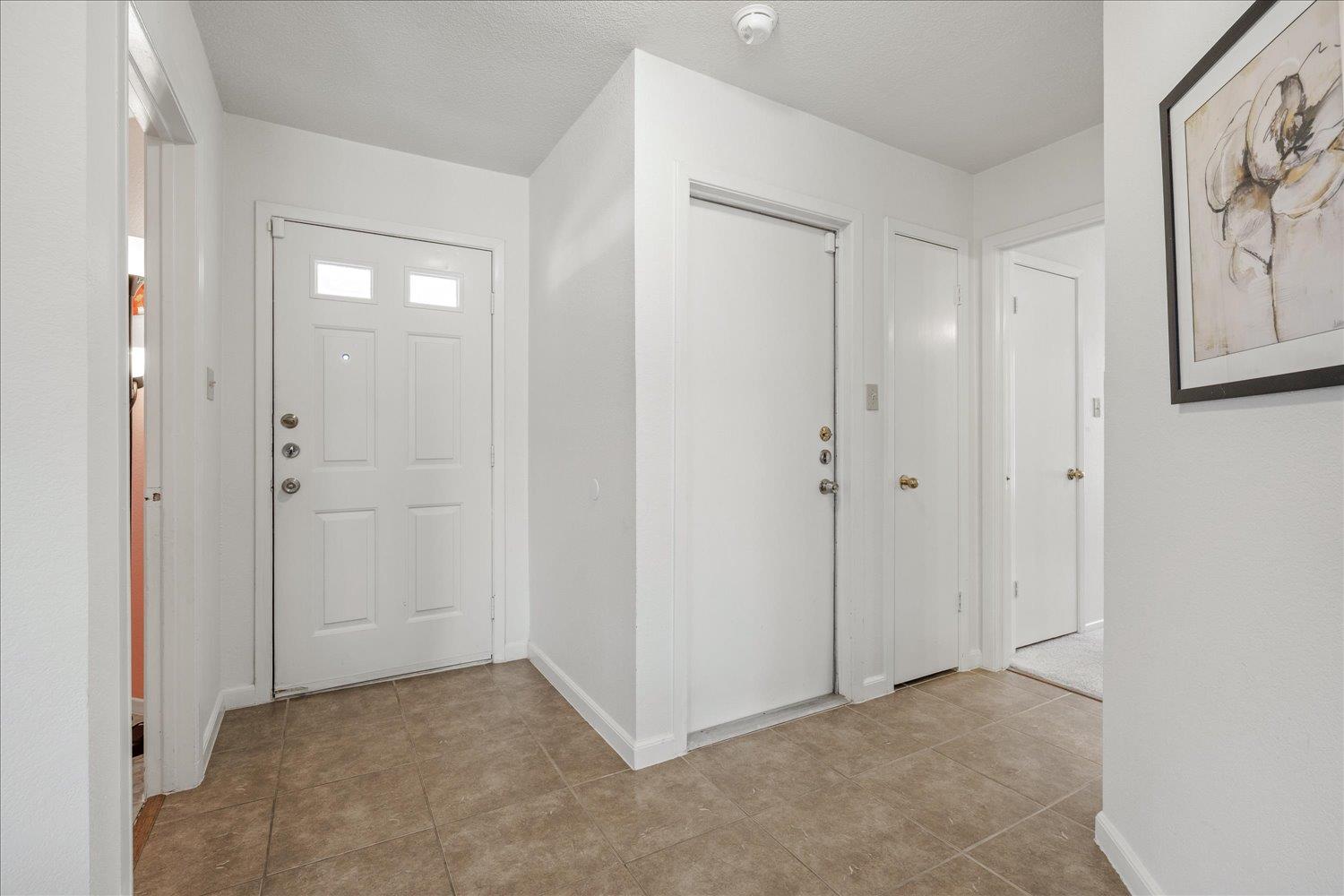 1204 Peachtree Valley Dr, Round Rock, TX 78681
