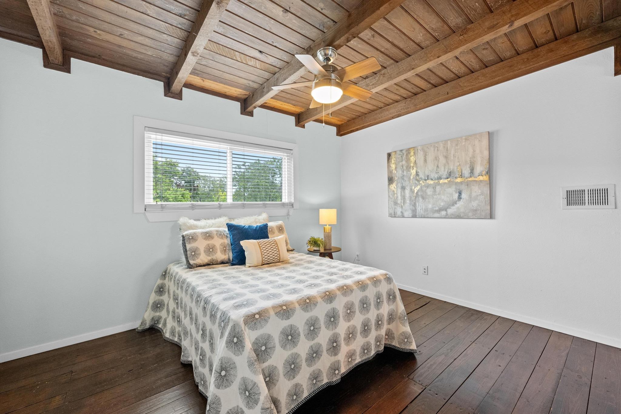743 E Oltorf St # 203, Austin, TX 78704