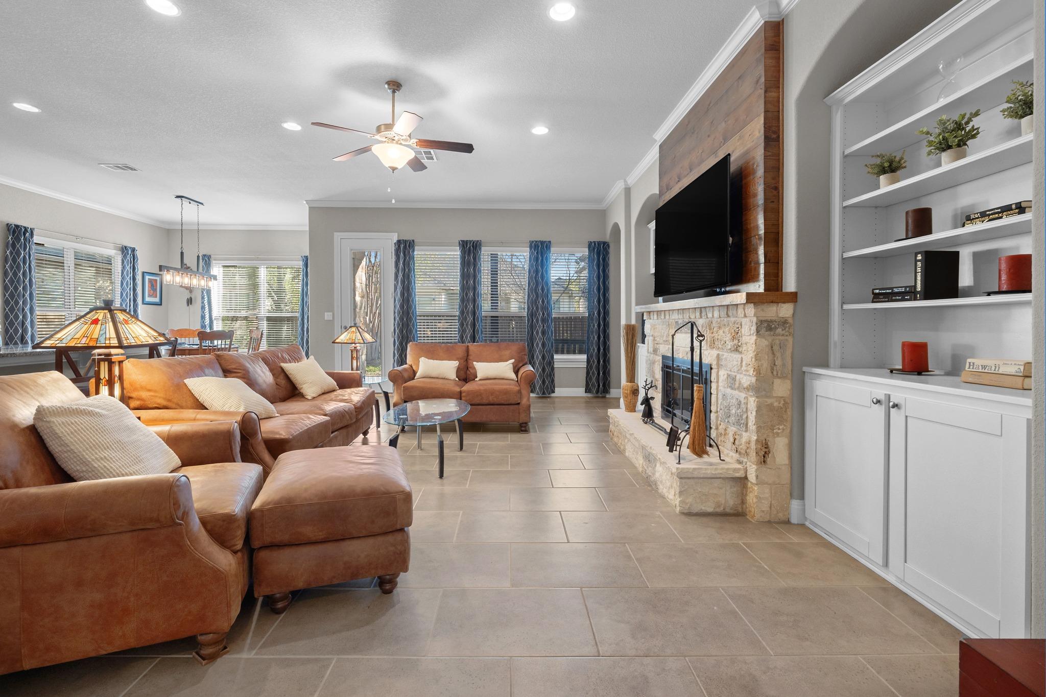 2114 Manada Trl, Cedar Park, TX 78641