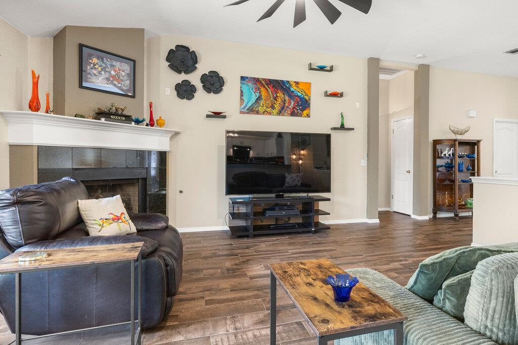 14811 Bescott Dr, Austin, TX 78728