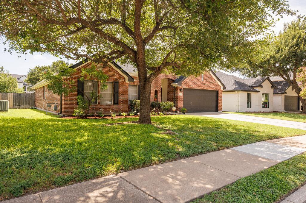 14811 Bescott Dr, Austin, TX 78728