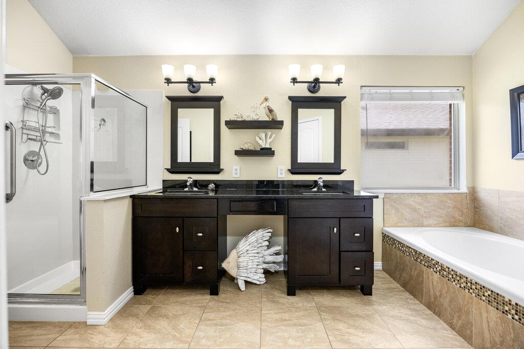 14811 Bescott Dr, Austin, TX 78728