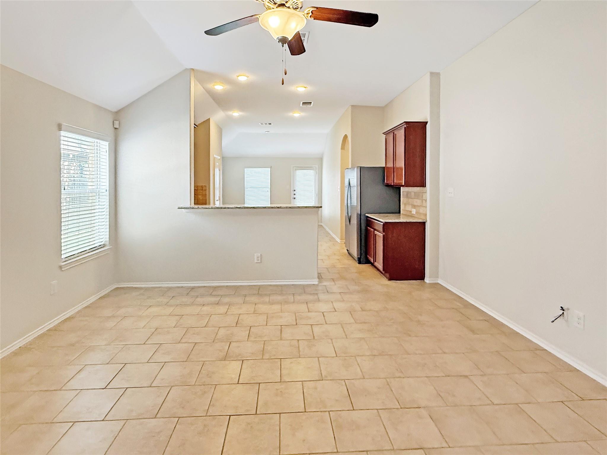 437 Travertine Trl, Buda, TX 78610