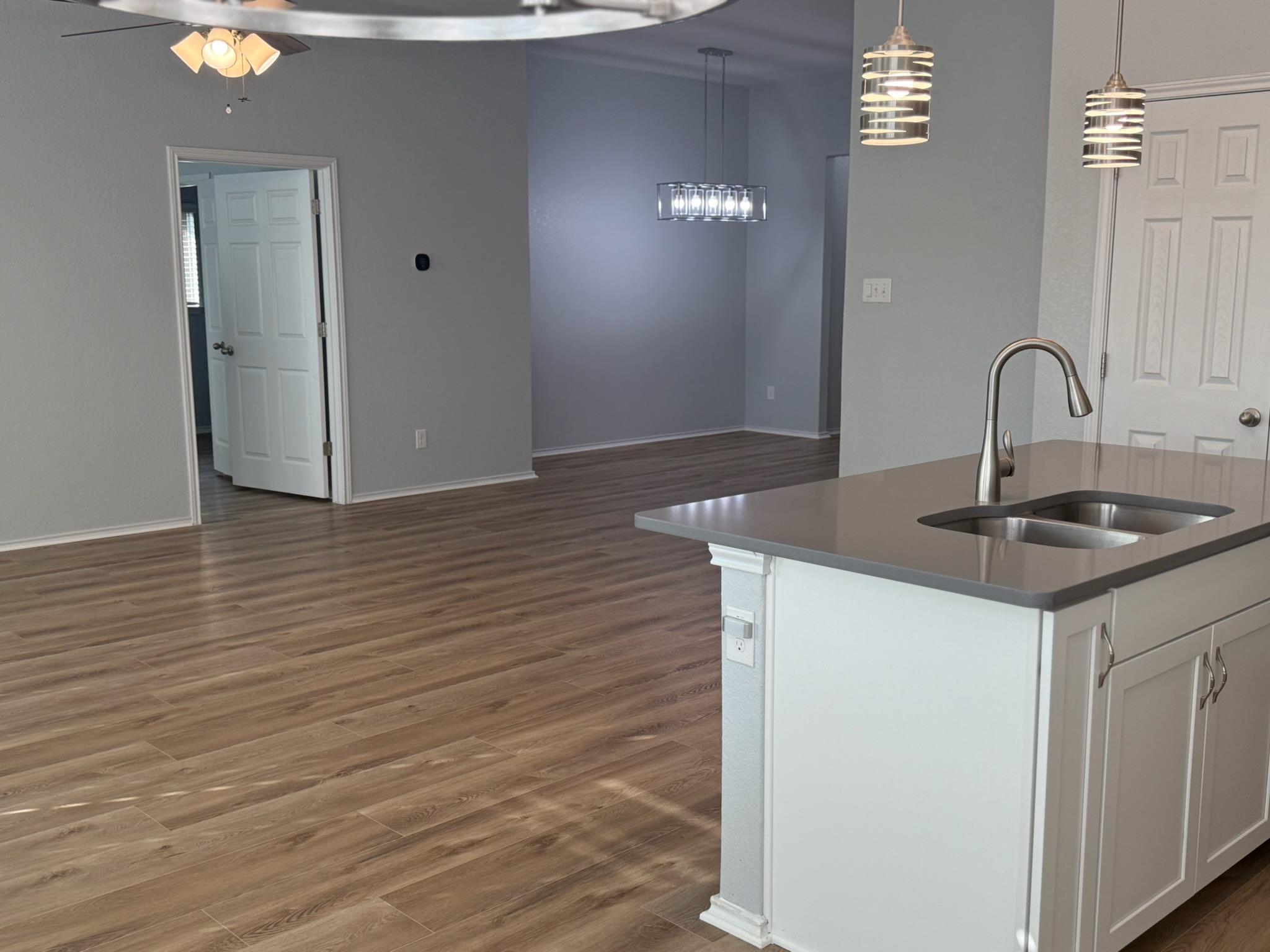 5913 Agostino Dr, Round Rock, TX 78665