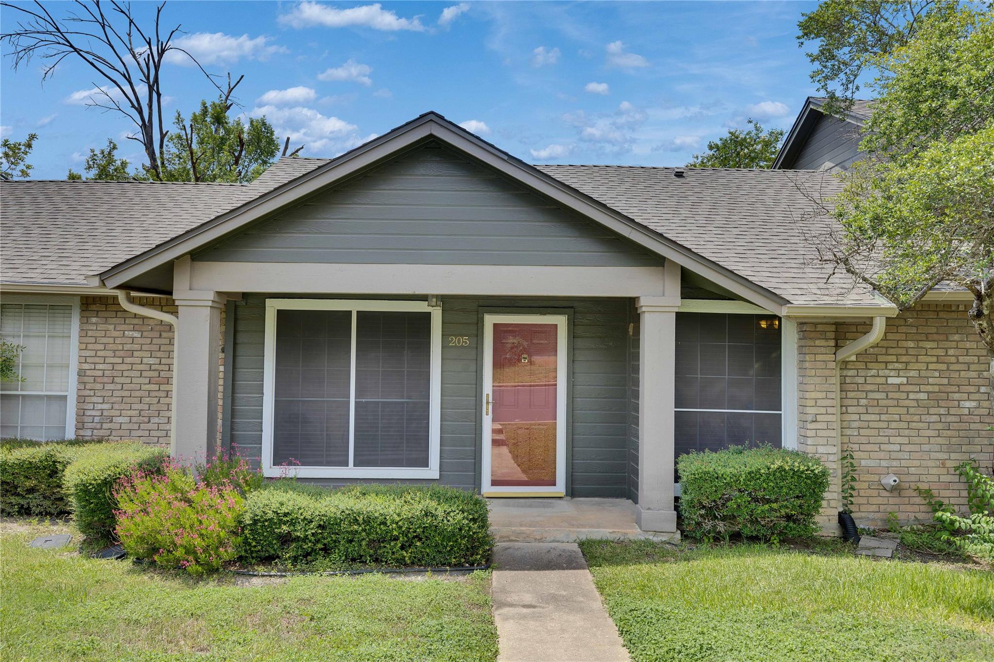 1015 E Yager Ln # 205, Austin, TX 78753