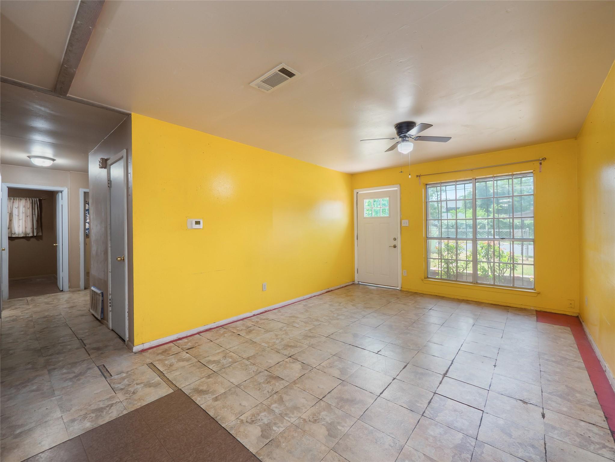 1021 Gardner Rd, Austin, TX 78721