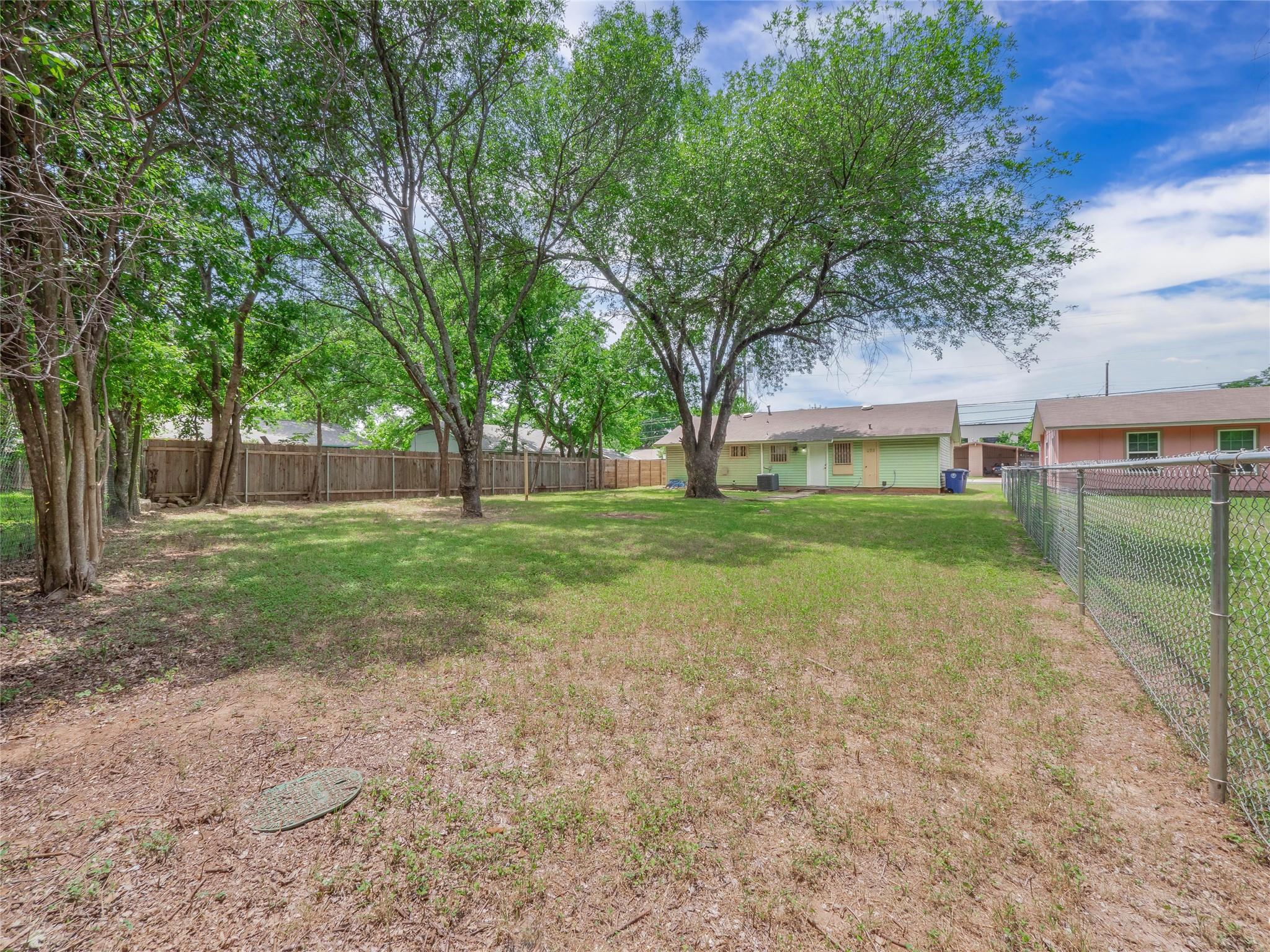 1021 Gardner Rd, Austin, TX 78721