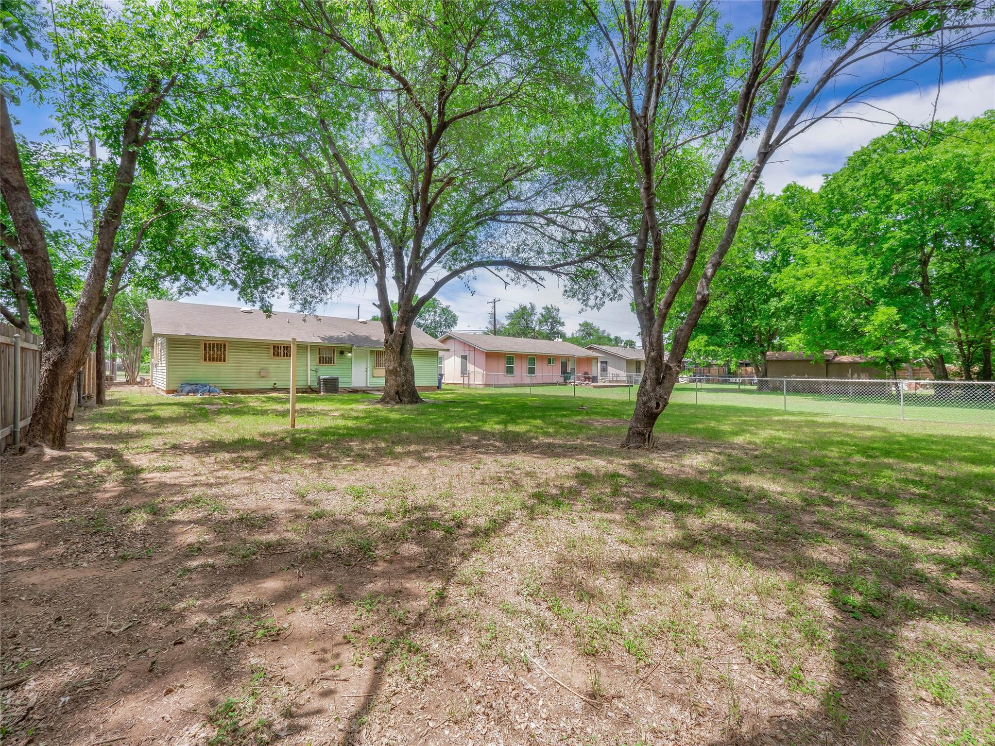 1021 Gardner Rd, Austin, TX 78721