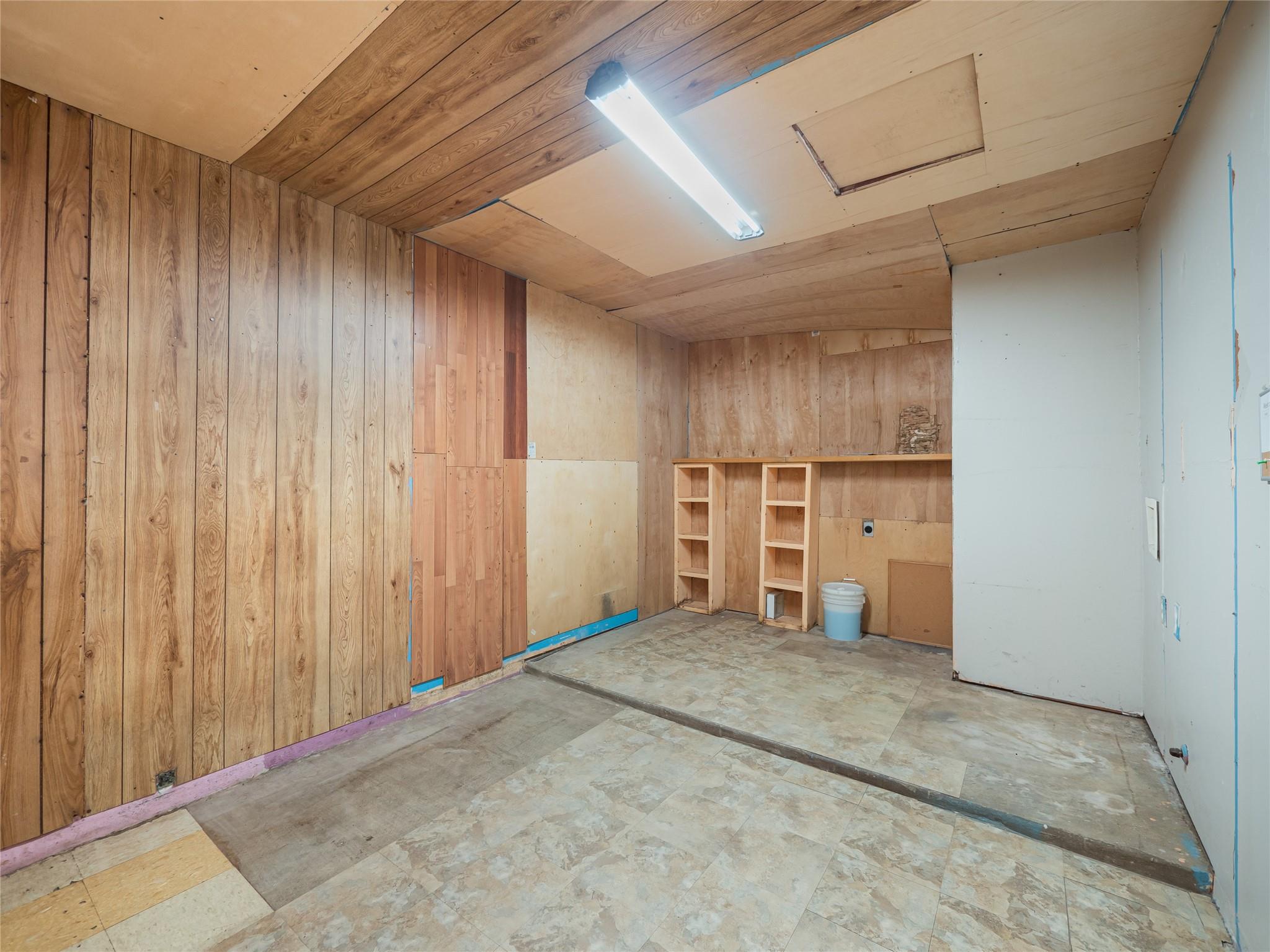 1021 Gardner Rd, Austin, TX 78721