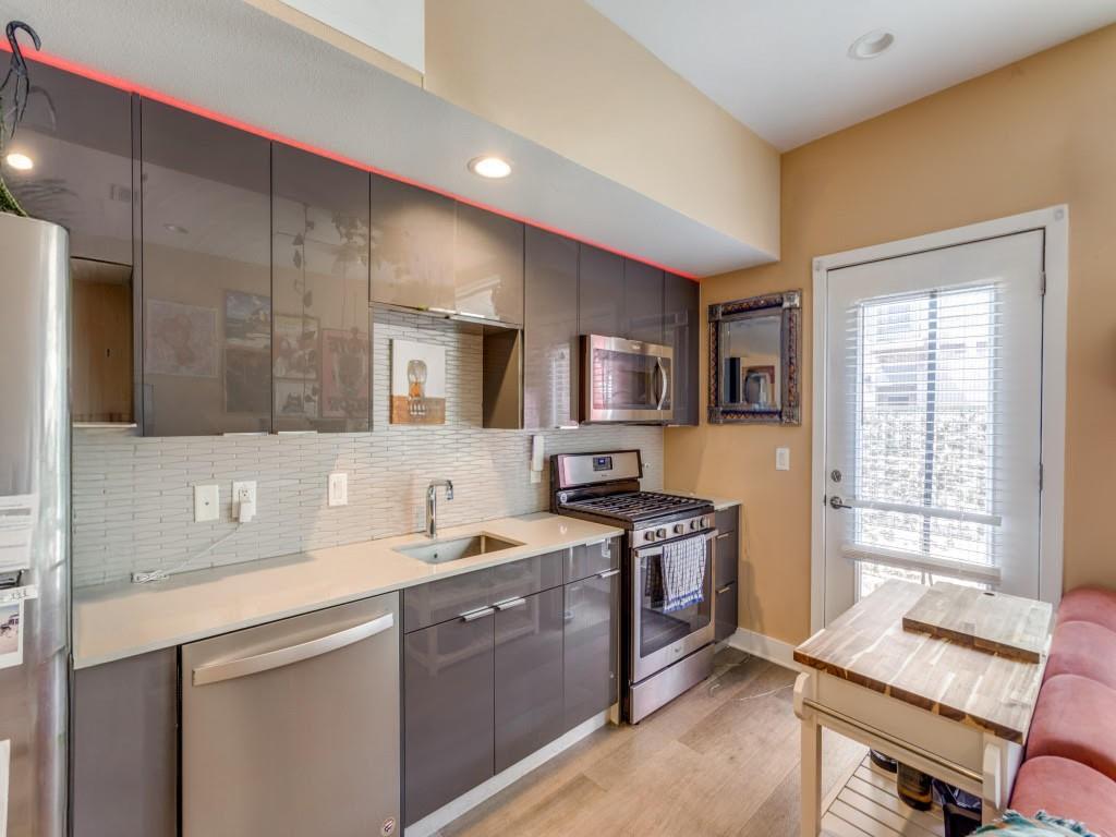 1800 E 4th St # 223, Austin, TX 78702