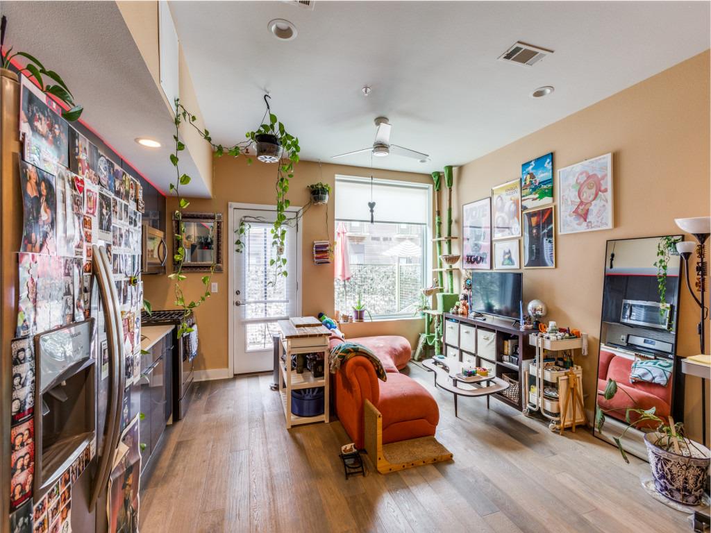 1800 E 4th St # 223, Austin, TX 78702