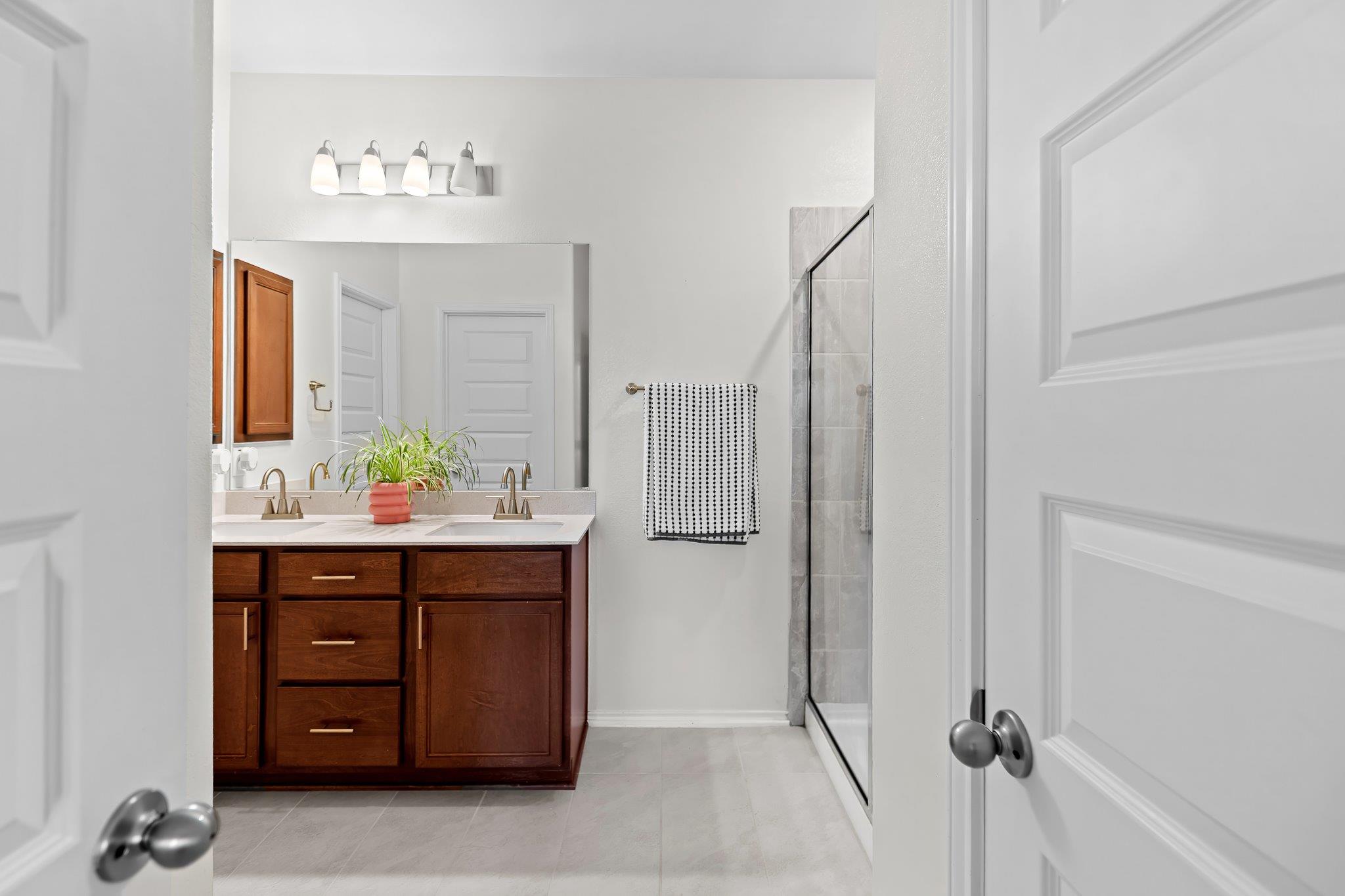 14401 Tawny Eagles Ct, Elgin, TX 78621