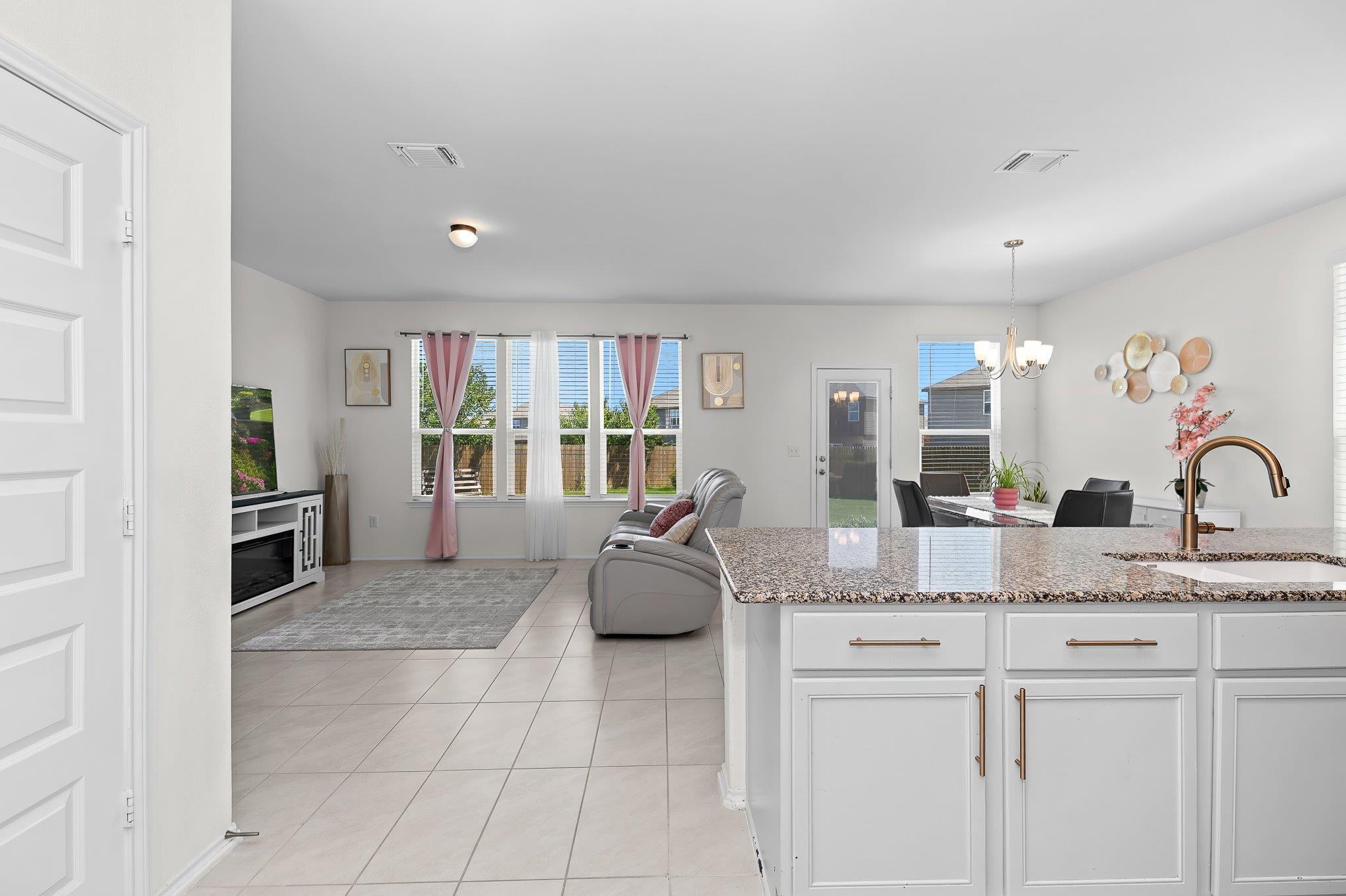 14401 Tawny Eagles Ct, Elgin, TX 78621